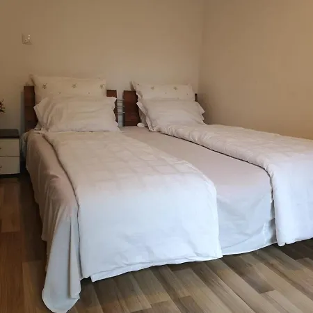 Deea Apartament شقة كرايوفا