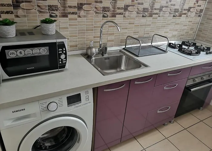 Deea Apartament شقة كرايوفا